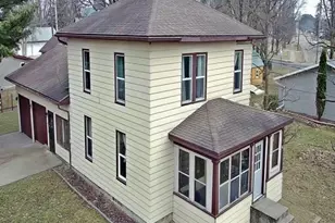 109 W 15th St, Neillsville, WI 54456 - Photo 2
