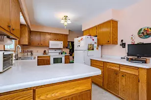 4620 Sternberg Ave, Weston, WI 54476 - Photo 10