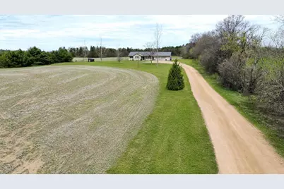 7596 Merryland Drive, Rosholt, WI 54473 - Photo 12