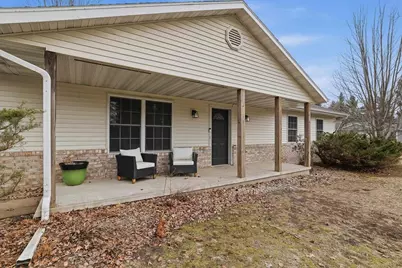 2825 Leahy Avenue, Stevens Point, WI 54481 - Photo 4
