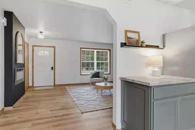 2825 Leahy Avenue, Stevens Point, WI 54481 - Photo 12