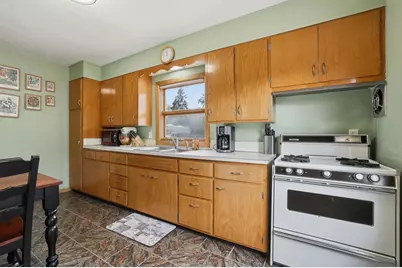 616 Walker Street, Stevens Point, WI 54481 - Photo 8