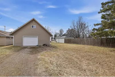 616 Walker Street, Stevens Point, WI 54481 - Photo 18