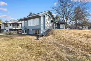 1036 Easthill Pl, Wausau, WI 54403 - Photo 8