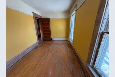 202 E Garfield Avenue, Marion, WI 54950 - Photo 12