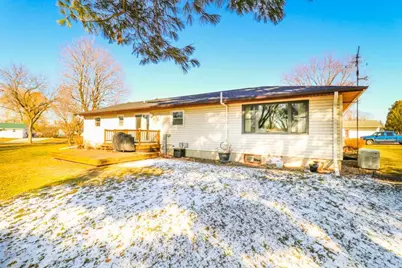 528 N Hume Avenue, Marshfield, WI 54449 - Photo 2