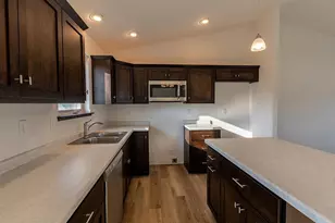 5542 Golla Rd, Stevens Point, WI 54482 - Photo 6