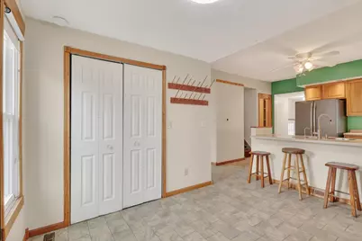 810 17th Avenue South, Wisconsin Rapids, WI 54495 - Photo 6