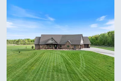 9073 Richfield Drive, Marshfield, WI 54449 - Photo 2