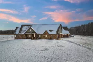 9073 Richfield Dr, Marshfield, WI 54449 - Photo 2