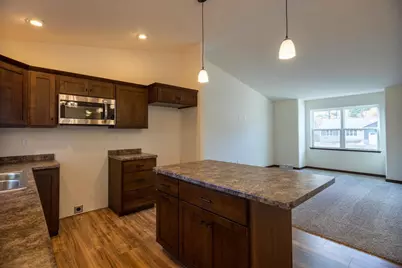 610 Still Waters Lane, Plover, WI 54467 - Photo 6