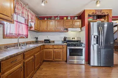 2924 Lindbergh Avenue, Stevens Point, WI 54481 - Photo 6