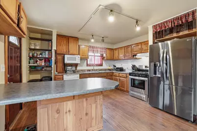 2924 Lindbergh Avenue, Stevens Point, WI 54481 - Photo 8