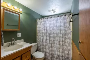 2281 S 5th St, Wisconsin Rapids, WI 54494 - Photo 10