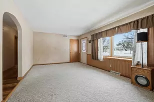 2900 Dixon St, Stevens Point, WI 54481 - Photo 8