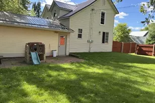 322 Maple St, Granton, WI 54436 - Photo 2