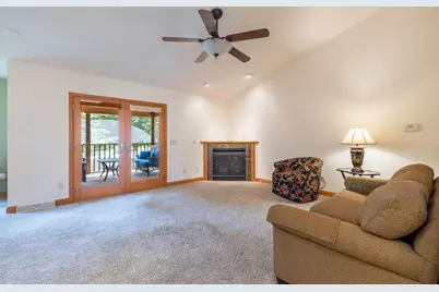 209 Morningside Drive, , WI 53531 - Photo 10