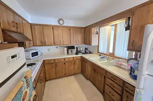 1920 Pleasant View Dr, Wisconsin Rapids, WI 54494 - Photo 6