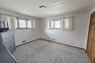 1920 Pleasant View Dr, Wisconsin Rapids, WI 54494 - Photo 10