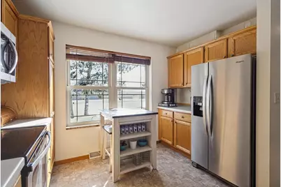 1016 Wildwood Drive, Stevens Point, WI 54482 - Photo 8