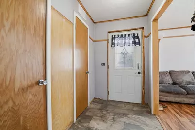 1915 School Street, Stevens Point, WI 54481 - Photo 6