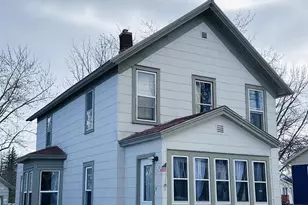 818 Western St, Marshfield, WI 54449 - Photo 2