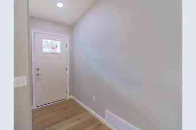 5565 Forest Creek Road, Stevens Point, WI 54482 - Photo 4