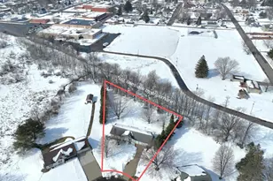 119300 Hawk Ct, Stratford, WI 54484 - Photo 2