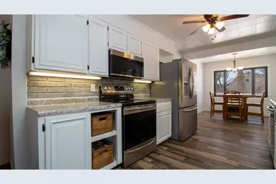 412 S Cypress Avenue, Marshfield, WI 54449 - Photo 10