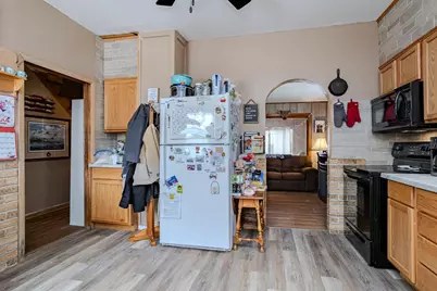 1009 S 8th Avenue, Wausau, WI 54401 - Photo 8