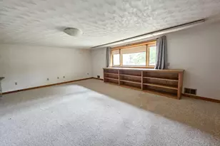 9893 Bluff Dr, Pittsville, WI 54466 - Photo 12