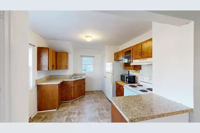 1012 S Severns Avenue, Marshfield, WI 54449 - Photo 8
