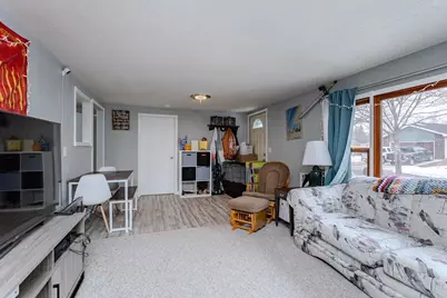 1008 N 9th Avenue, Wausau, WI 54401 - Photo 4