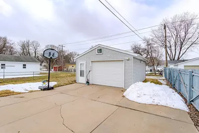 1008 N 9th Avenue, Wausau, WI 54401 - Photo 30