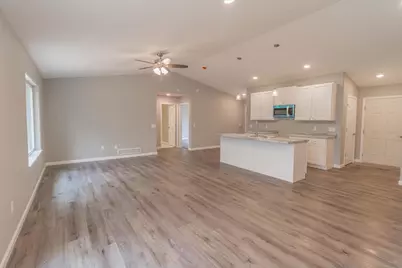 5572 Forest Creek Road, Stevens Point, WI 54482 - Photo 6