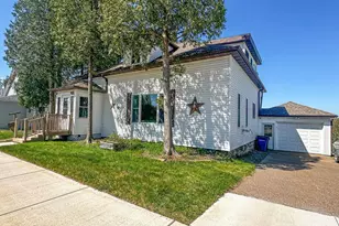 421 N 2nd Ave, Park Falls, WI 54552 - Photo 2