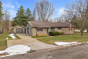 1761 2nd St N, Wisconsin Rapids, WI 54494 - Photo 2