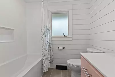 516 Sixth Avenue, Stevens Point, WI 54481 - Photo 14