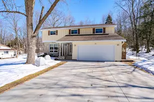 1209 N 16th St, Wausau, WI 54403 - Photo 2