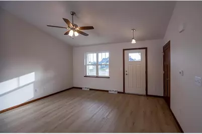 2200 S Cottonwood Avenue ##Gr37, Marshfield, WI 54449 - Photo 2