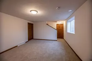 2200 S Cottonwood Ave, Marshfield, WI 54449 - Photo 30