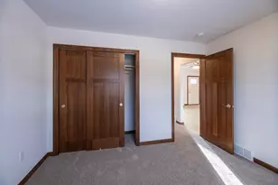 2200 S Cottonwood Ave, Marshfield, WI 54449 - Photo 24