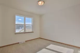 2109 S Ironwood Ave #, Marshfield, WI 54449 - Photo 10