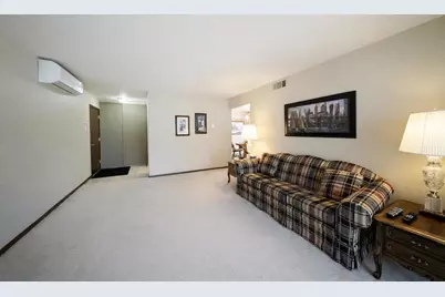 3625 N 6th Street #Unit 302, Wausau, WI 54403 - Photo 8