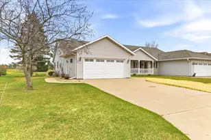 4641 Ridgeview Ct, Wisconsin Rapids, WI 54494 - Photo 4