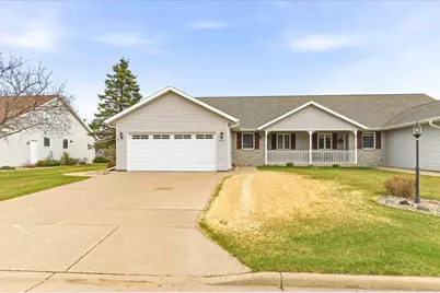 4641 Ridgeview Court, Wisconsin Rapids, WI 54494 - Photo 2