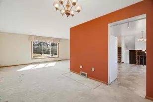 1906 S Cedar Ave, Marshfield, WI 54449 - Photo 12