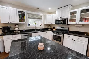 1607 N Adams Ave, Marshfield, WI 54449 - Photo 8