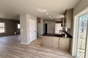 1305 E 6th St, Merrill, WI 54452 - Photo 6