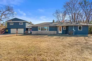 1020 Griffith Ave, Wisconsin Rapids, WI 54494 - Photo 2